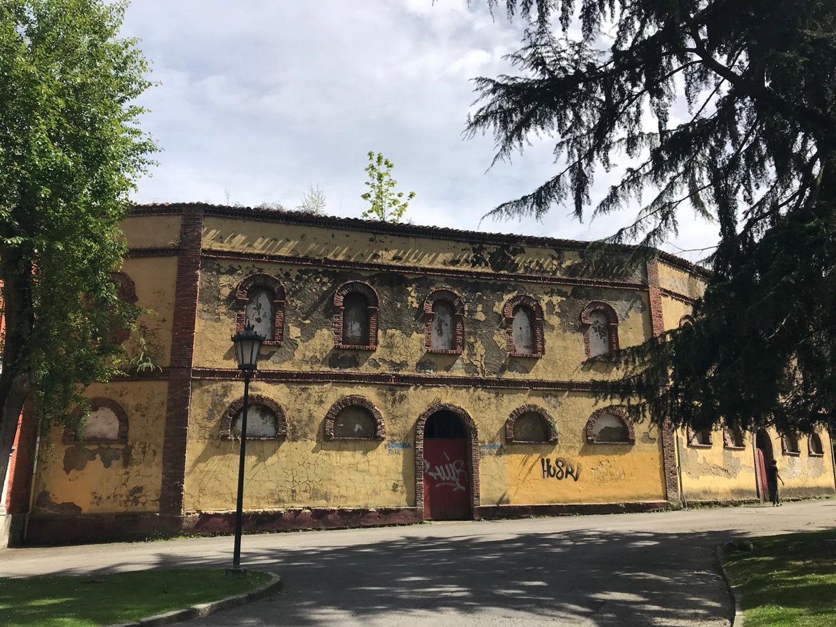 La remodelación de la Plaza de Toros de Oviedo empezará en 2026 tras el visto bueno de Patrimonio