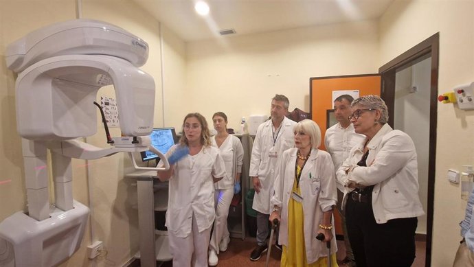 El Hospital del Oriente incorpora un ecógrafo y un ortopantomógrafo de última generación.