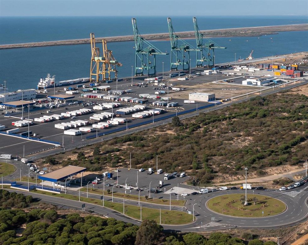 Muelle Sur del Puerto de Huelva.