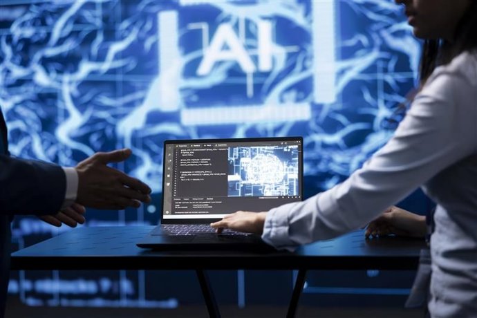 Euroinnova analiza la brecha de talento digital