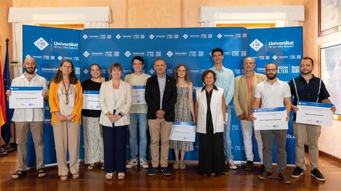 Acto de entrega de premios de la Cátedra de Insularidad de la UIB