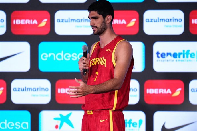 El ala-pívot de la selección española, Santi Aldama, en el acto de presentación del combinado nacional previo al Eurobasket 2025.