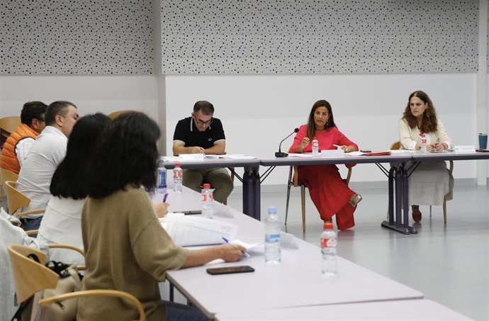 El Consejo General del ICASS, presidido por la consejera Begoña Gómez del Río, presenta las ayudas para adaptar centros de dependencia o discapacidad al modelo de cuidados de larga duración