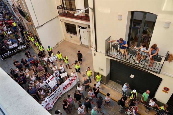 Novena manifestación por la dimisión del presidente de la Generalitat, Carlos Mazón, por primera vez en la zona cero de la dana