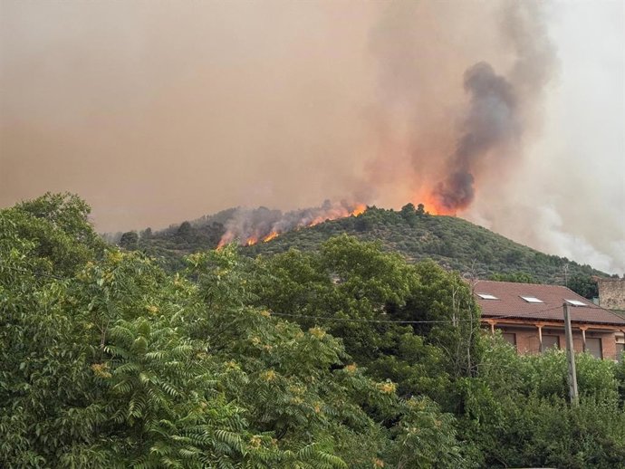 Incêndio originado em Cuevas del Valle (Ávila)