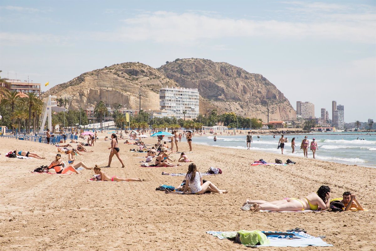 España, el destino más buscado por los europeos para las vacaciones de agosto de 2025, según Jetcost
