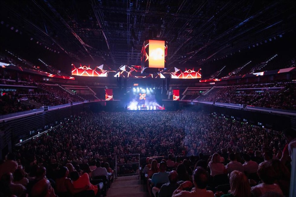El Roig Arena, el futuro recinto multiusos de Valencia impulsado por Juan Roig, ha realizado su primera prueba operativa organizando un evento interno al que han acudido 10.000 personas.