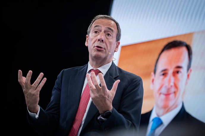 El CEO de CaixaBank, Gonzalo Gortázar, en imatge d'arxiu