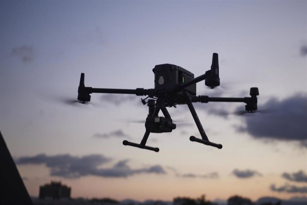 Archivo - Un dron (vehículo aéreo no tripulado) de la Policía Nacional