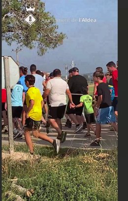 Imagen de un 'correbous' en L'Aldea