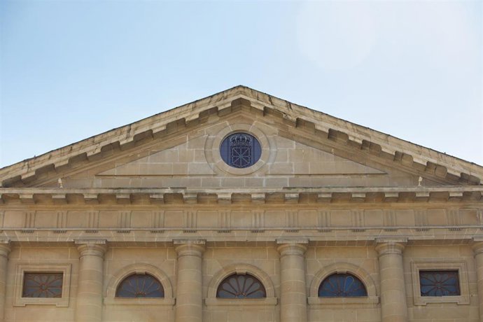 Archivo - Fachada del Palacio de Navarra