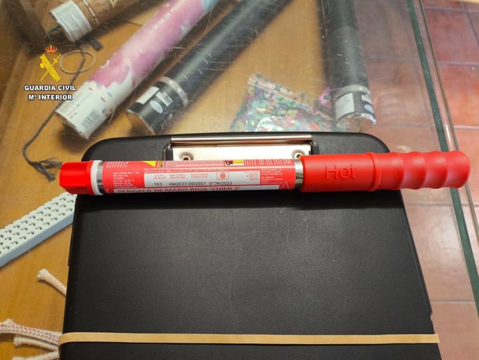 Material requisado por la Guardia Civil.