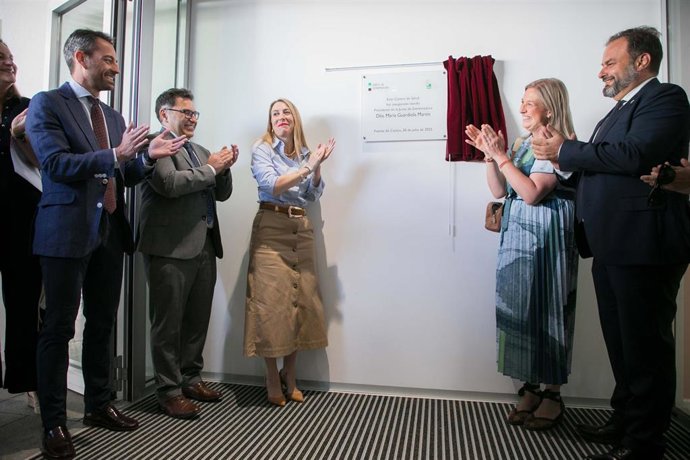 La presidenta de la Junta de Extremadura, María Guardiola, inaugura el nuevo Centro de Salud de Fuente de Cantos