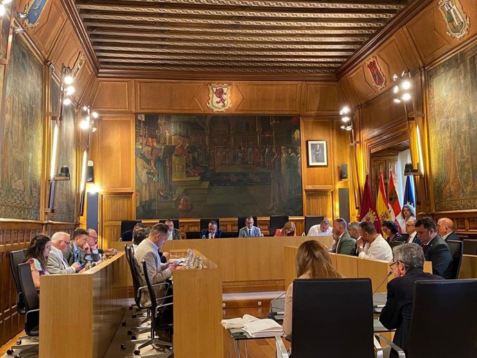 Imagen del pleno de la Diputación de León celebrado este miércoles.