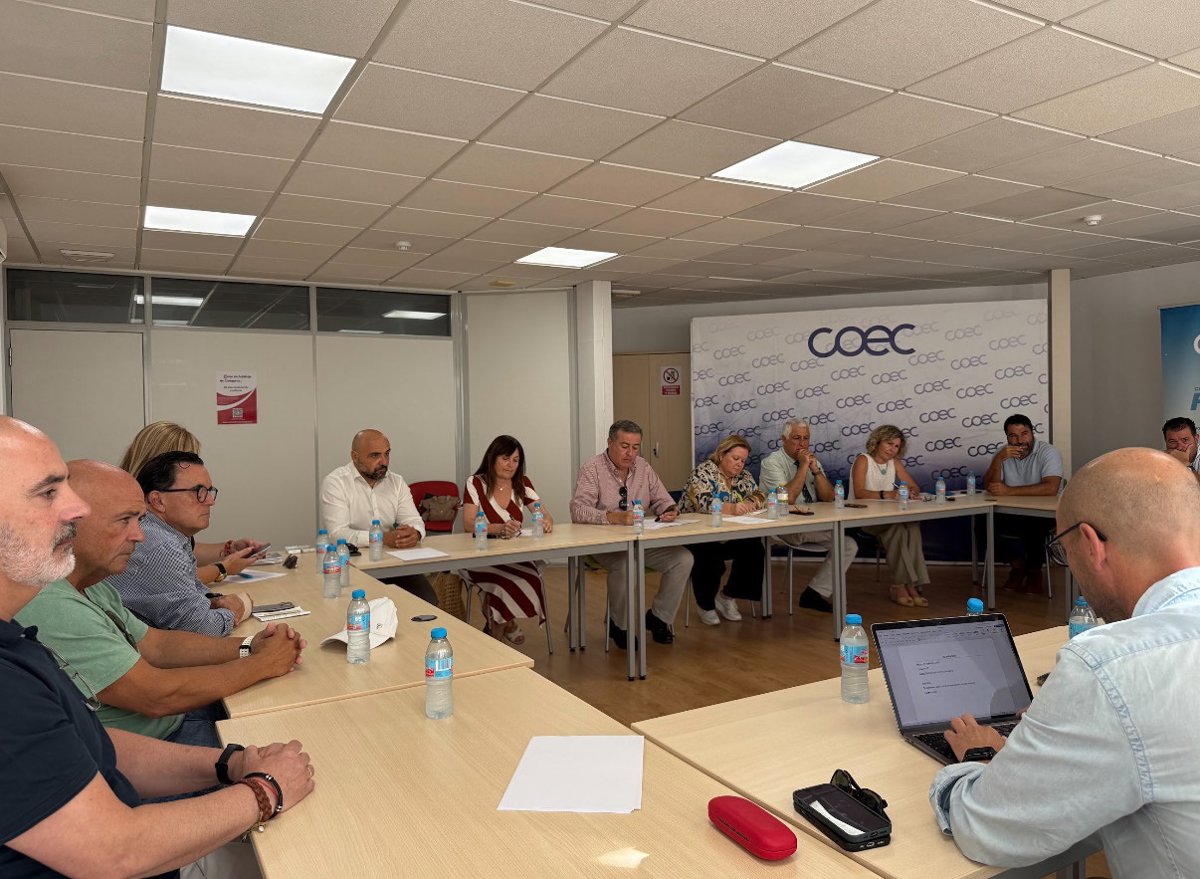 Comisión Turismo y Mar Menor de COEC propone Plan de Ordenación de Usos del Litoral y una vigilancia marítima