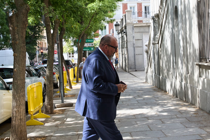 El exasesor del exministro José Luis Ábalos Koldo García a su llegada al Tribunal Supremo