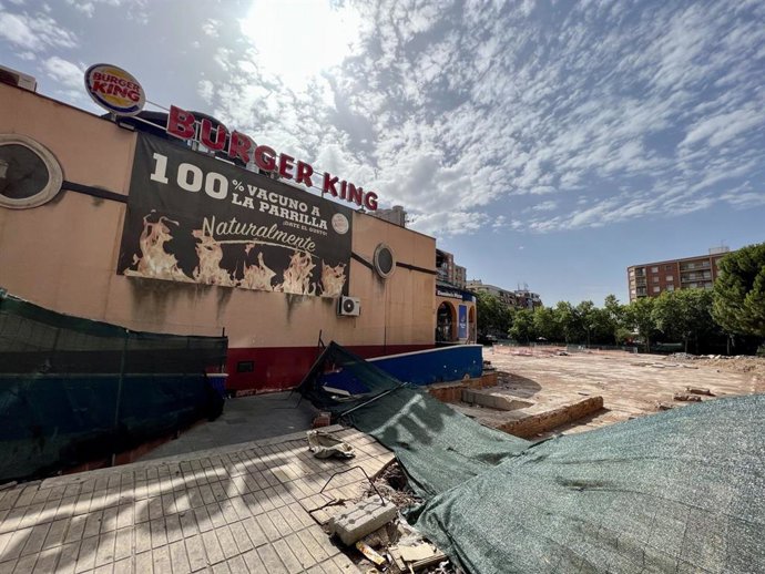 Edificio hostelero del Bosque.