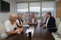 Gobierno y Ribamontán urgen a Delegación a actuar ante el botellón en El Puntal: Es "la primera tarea" de Casares