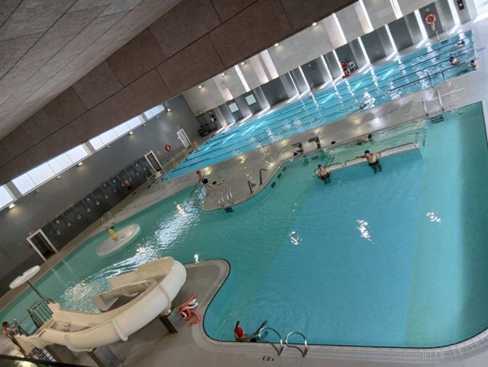 Ibaiondo gizarte etxeko igerileku ludikoa