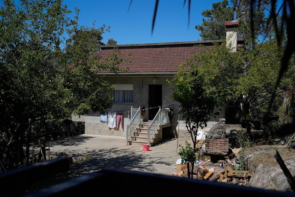 Lugar donde ha ocurrido el suceso, a 29 de julio de 2025, en O Porriño, Pontevedra, Galicia (España). Una mujer de 48 años que se ocupaba del servicio de ayuda en el hogar en O Porriño (Pontevedra) ha muerto de forma violenta en una de las casas en las 