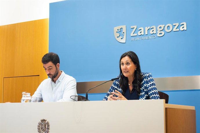 La concejala delegada de Educación, Paloma Espinosa, presenta el balance de asistencia al Kiosko de las Letras.