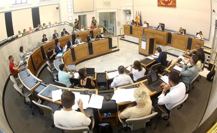 Pleno ordinario de agosto de la Diputación de Alicante, celebrado el miércoles 30 de julio