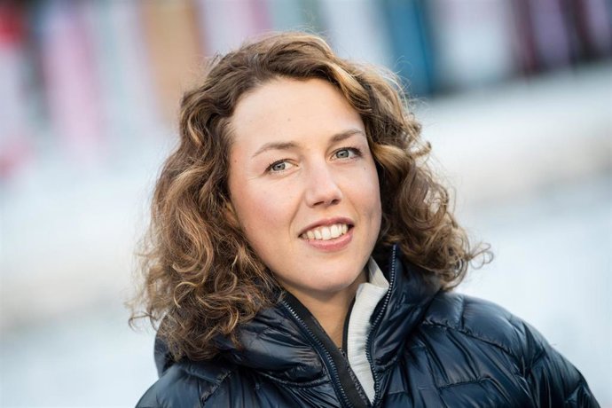 Archivo - FILED - 15 January 2020, Bayern, Ruhpolding: German biathlete Laura Dahlmeier gives a TV interview during the IBU Biathlon World Cup at the Chiemgau Arena. Twice Olympic biathlon champion Laura Dahlmeier of Germany has died in a mountaineering a