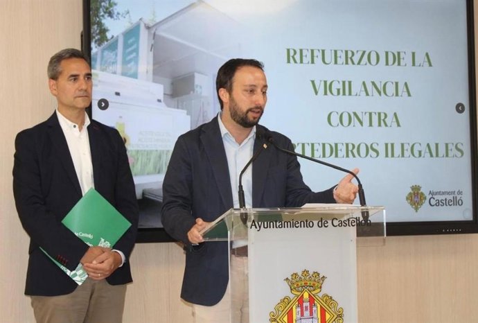 El concejal de Servicios Públicos, Sergio Toledo, y el concejal de Seguridad y Emergencias, Antonio Ortolá,