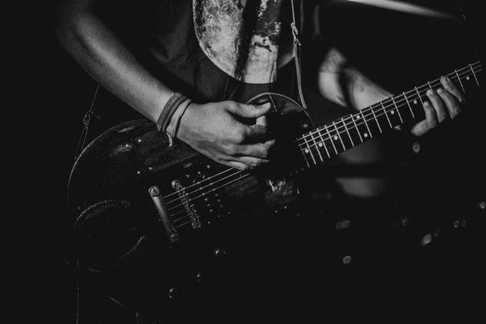 Archivo - Guitarra eléctrica.