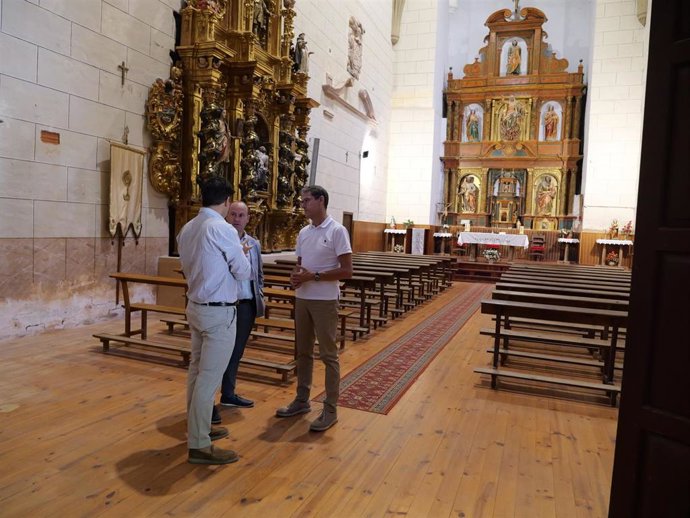 Visita del presidente del Gobierno, Gonzalo Capellán, al patrimonio riojano