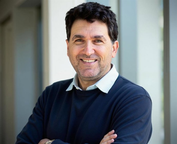 El investigador ARAID Ramón Hurtado-Guerrero.