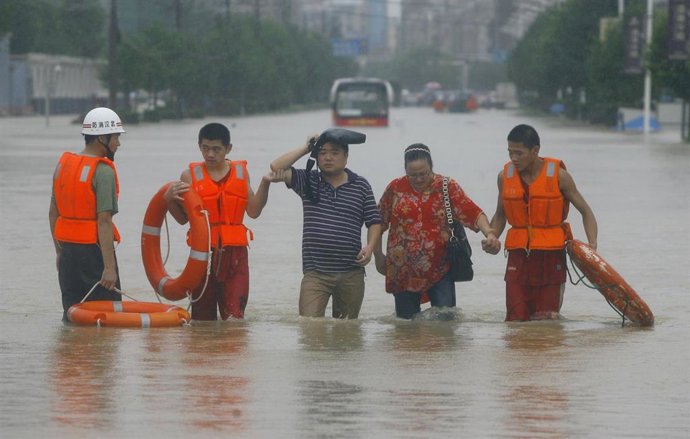 Archivo - Lluvias torrenciales en China.