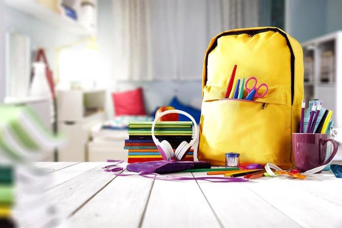 Archivo - Material escolar para 'la vuelta al cole'