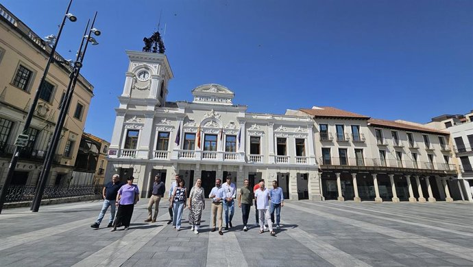 Inauguración de la torre del campanario del Ayuntamiento de Guadalajara tras sus obras.