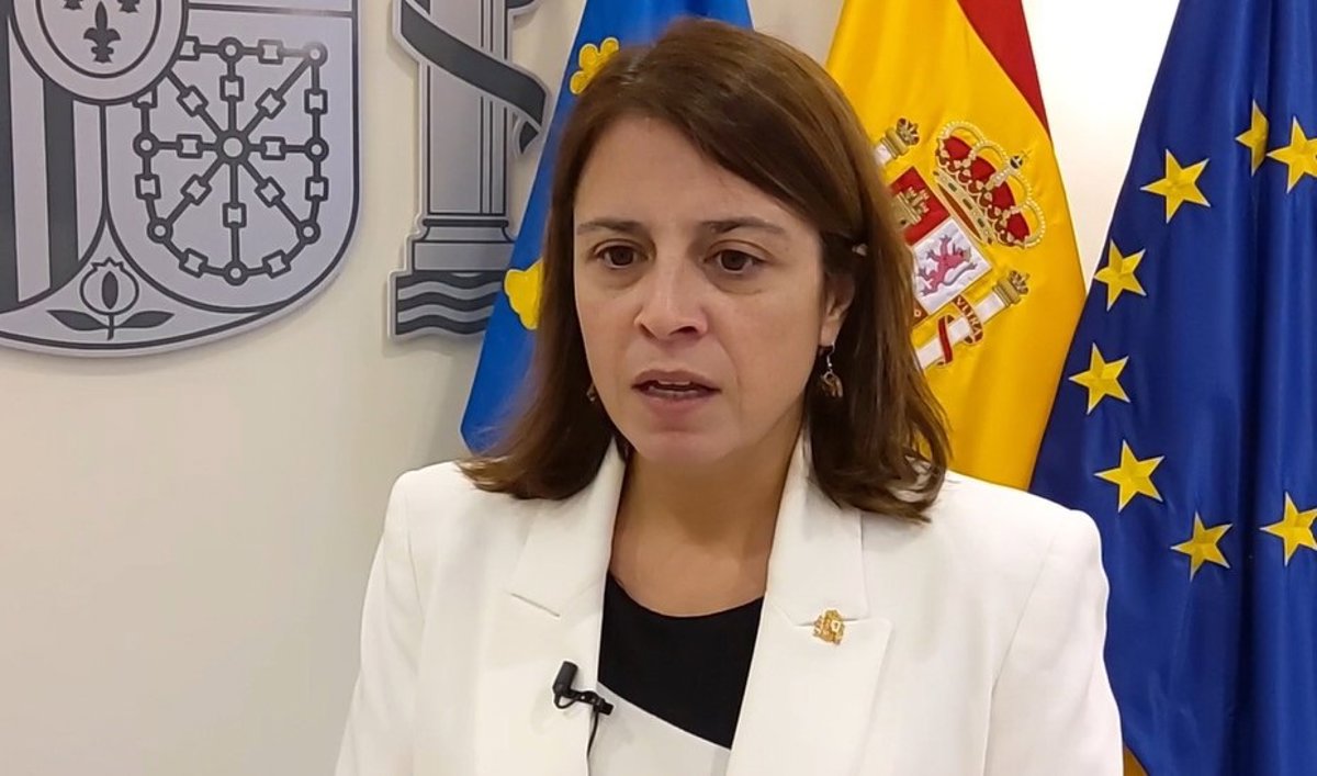 Adriana Lastra asegura que Asturias  avanza con paso firme gracias al compromiso del Gobierno de España 