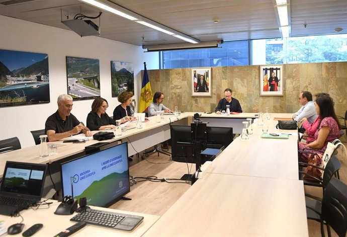 La reunió del pacte d'estat per a l'acord d'associació amb la UE