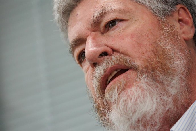 Archivo - El coordinador de Alianza Verde, Juantxo López de Uralde, durante una entrevista para Europa Press, a 16 de marzo de 2023, en Madrid, (España).