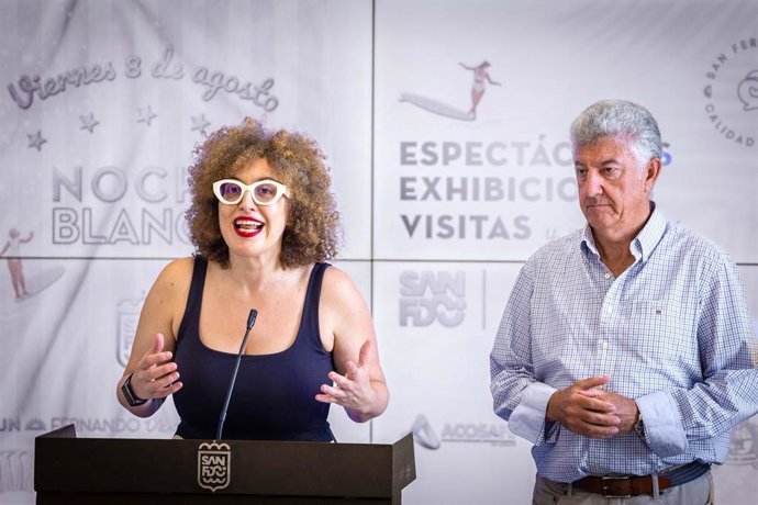 Pepa Pacheco, concejala de Cultura del Ayuntamiento de San Fernando en rueda de prensa.
