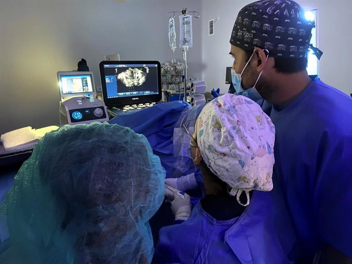 El Hospital del Vinalopó practica "con éxito" la primera sesión de cirugía con radiofrecuencia para miomas uterinos