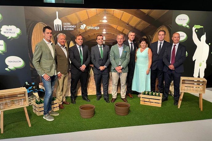 Presentación del stand de Unicaja en la Feria Internacional de Muestras de Gijón.