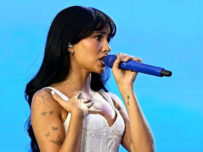 La cantante Aitana, durante su concierto, en el Estadio Riyadh Air Metropolitano, a 31 de julio de 2025, en Madrid (España).
