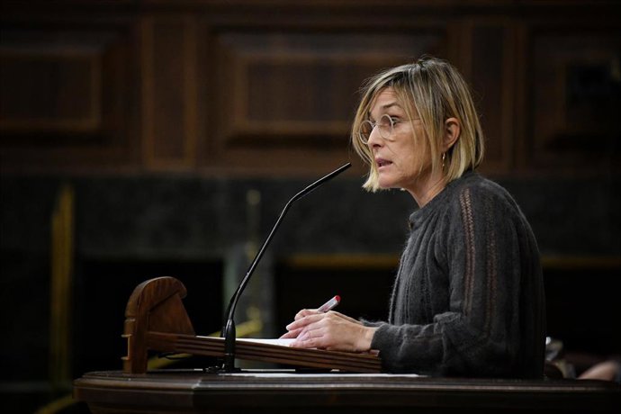 Archivo - La diputada del PNV Idoia Sagastizabal, durante una sesión plenaria en el Congreso de los Diputados, a 17 de diciembre de 2024, en Madrid (España). 