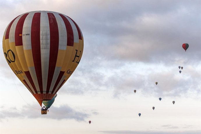 Los globos regresan al cielo de Haro para disfrutar de La Rioja Alta desde el aire y de la mano de los mejores pilotos