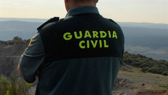 Archivo - Agente de la Guardia Civil