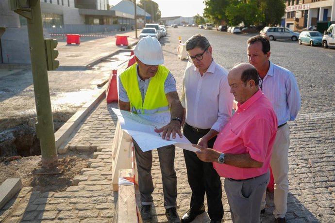 Obras en el Polígono Carretera Amarilla, Sevilla