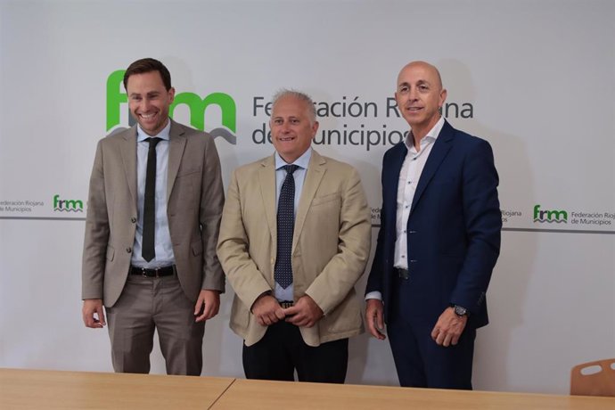 La Rioja aumenta un 5% su apoyo económico a la FRM para mejorar su servicio de ayuda y asesoramiento a los ayuntamientos