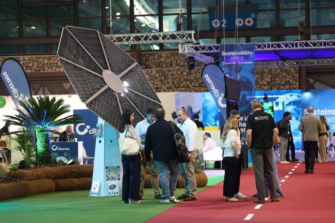 Zona de exposiciones de la pasada edición.