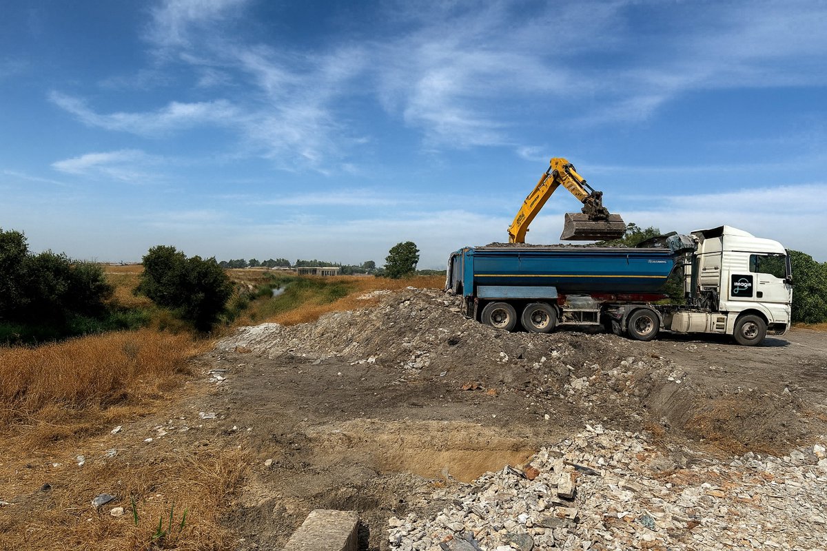 Imagin recoge 220.000 kilos de residuos en el río Guadaíra con el proyecto  Fluye 