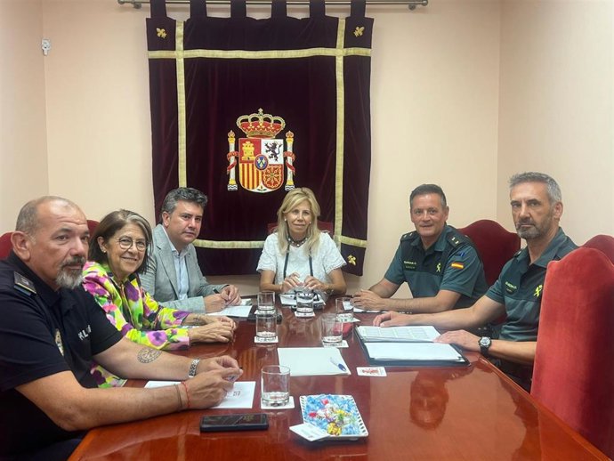 Reunión entre la Subdelegación del Gobierno y el Ayuntamiento de Lepe.