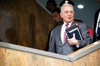 Condenado a doce años de arresto domiciliario el expresidente colombiano Álvaro Uribe